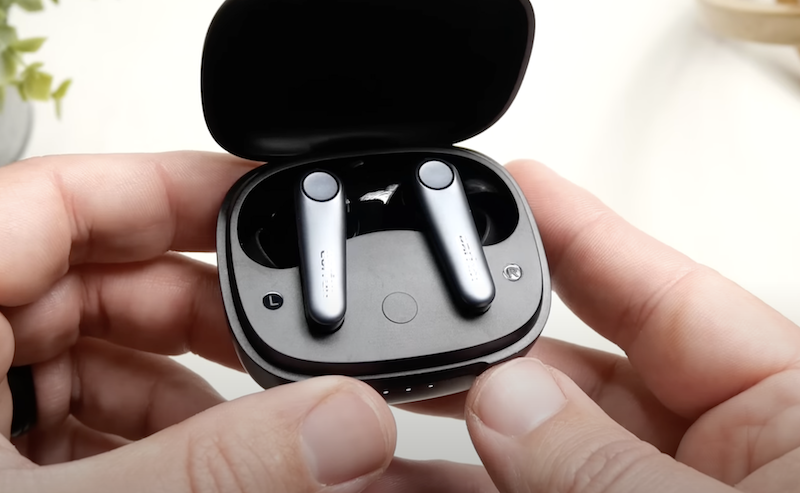 pairing button is between the earbuds