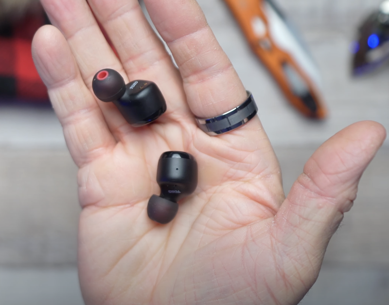 The TOZO T6 earbuds feel very light
